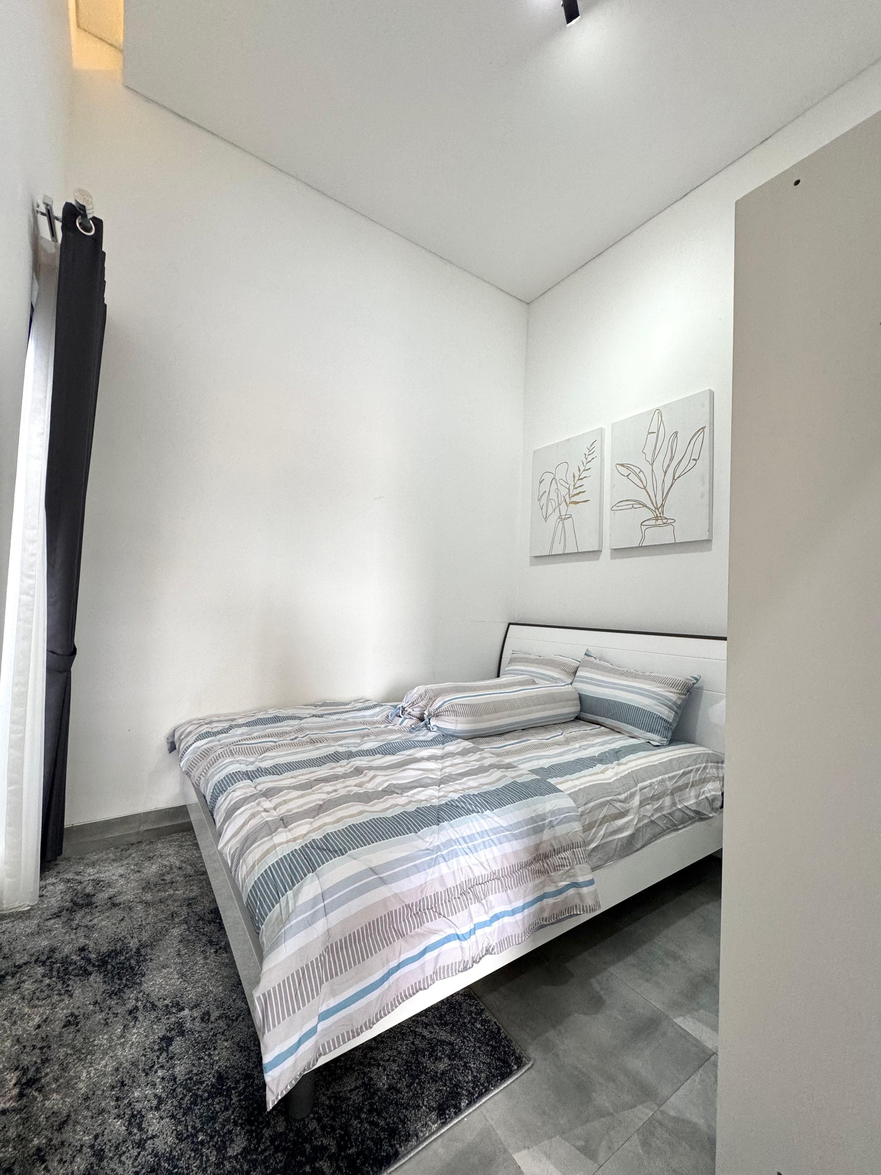 Mulqi Mansion Premiere