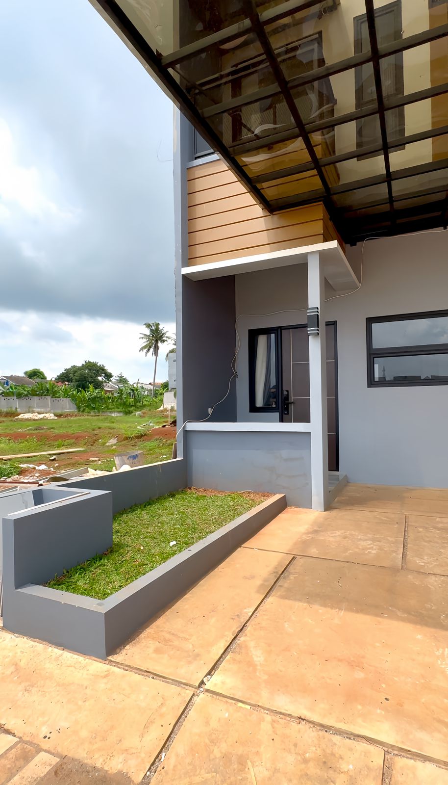 Mulqi Mansion Premiere