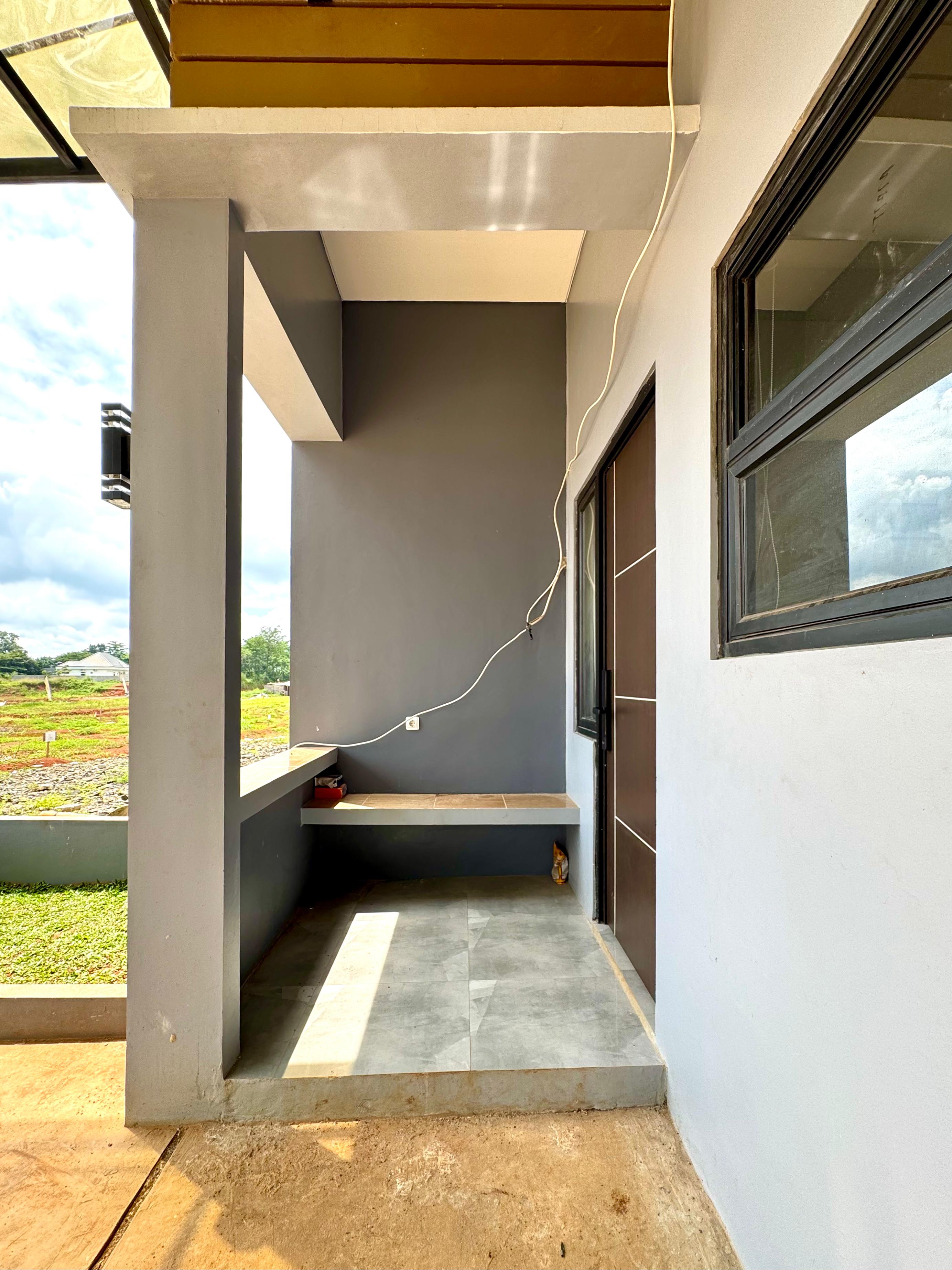 Mulqi Mansion Premiere